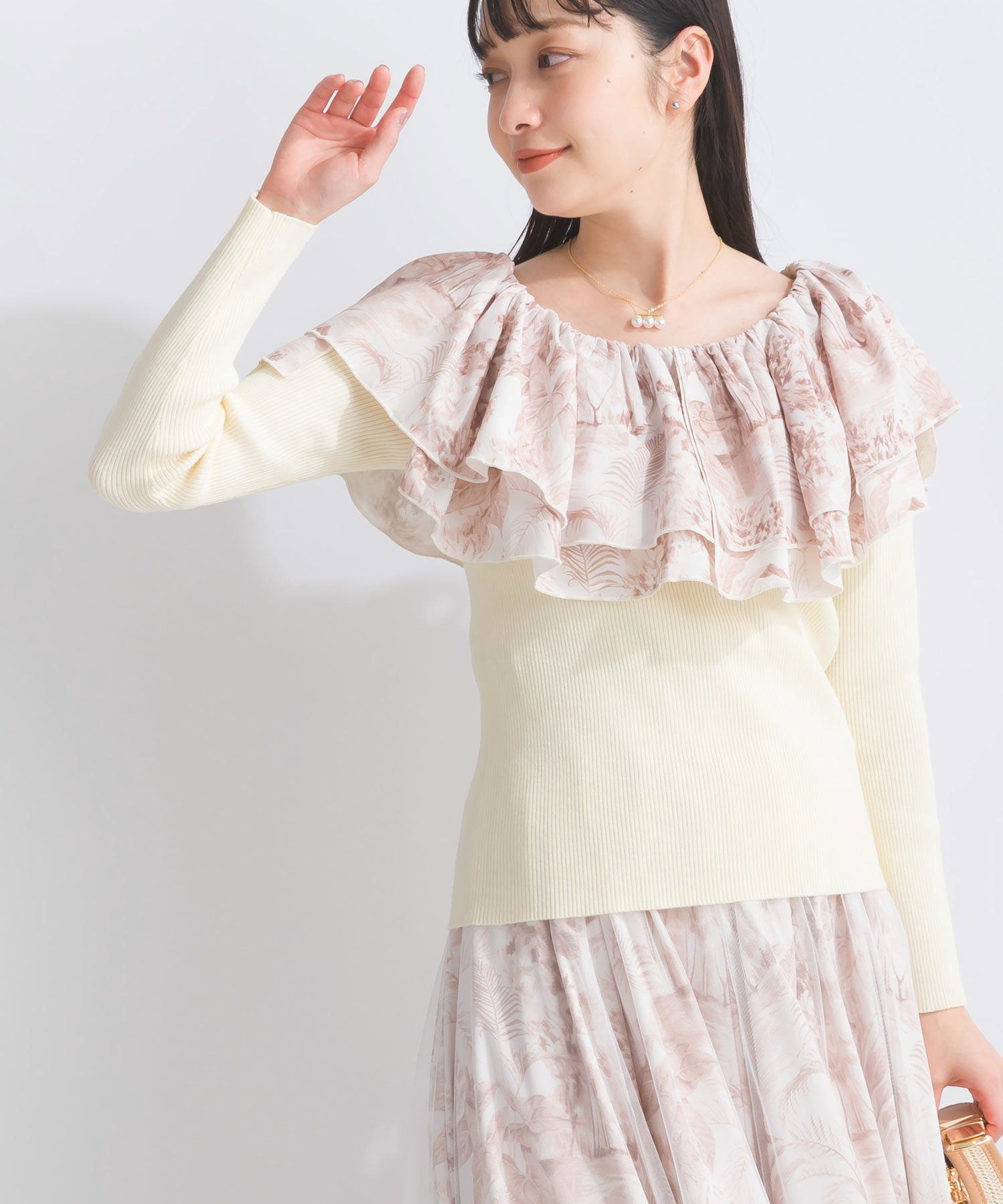 model：H157　着用サイズ：M　ベージュ　BIA-A553102とセットアップ