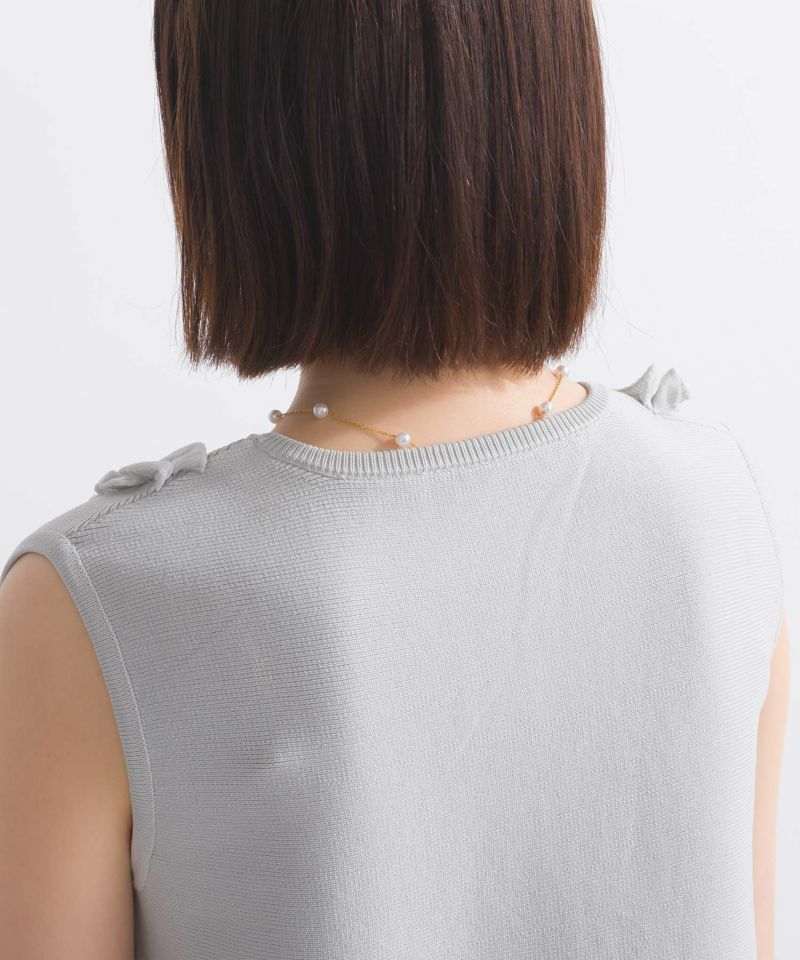 【新品・未使用】ピッチン＊PICCIN＊フリルノースリーブペプラムニット＊グレー フリルノースリーブペプラムニット（ニット/セーター）｜PICCIN