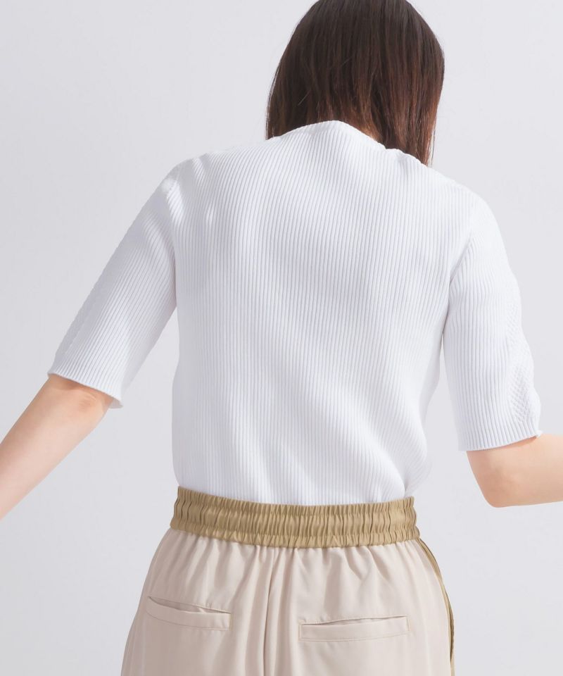 model：H162　着用サイズ：M　オフホワイト