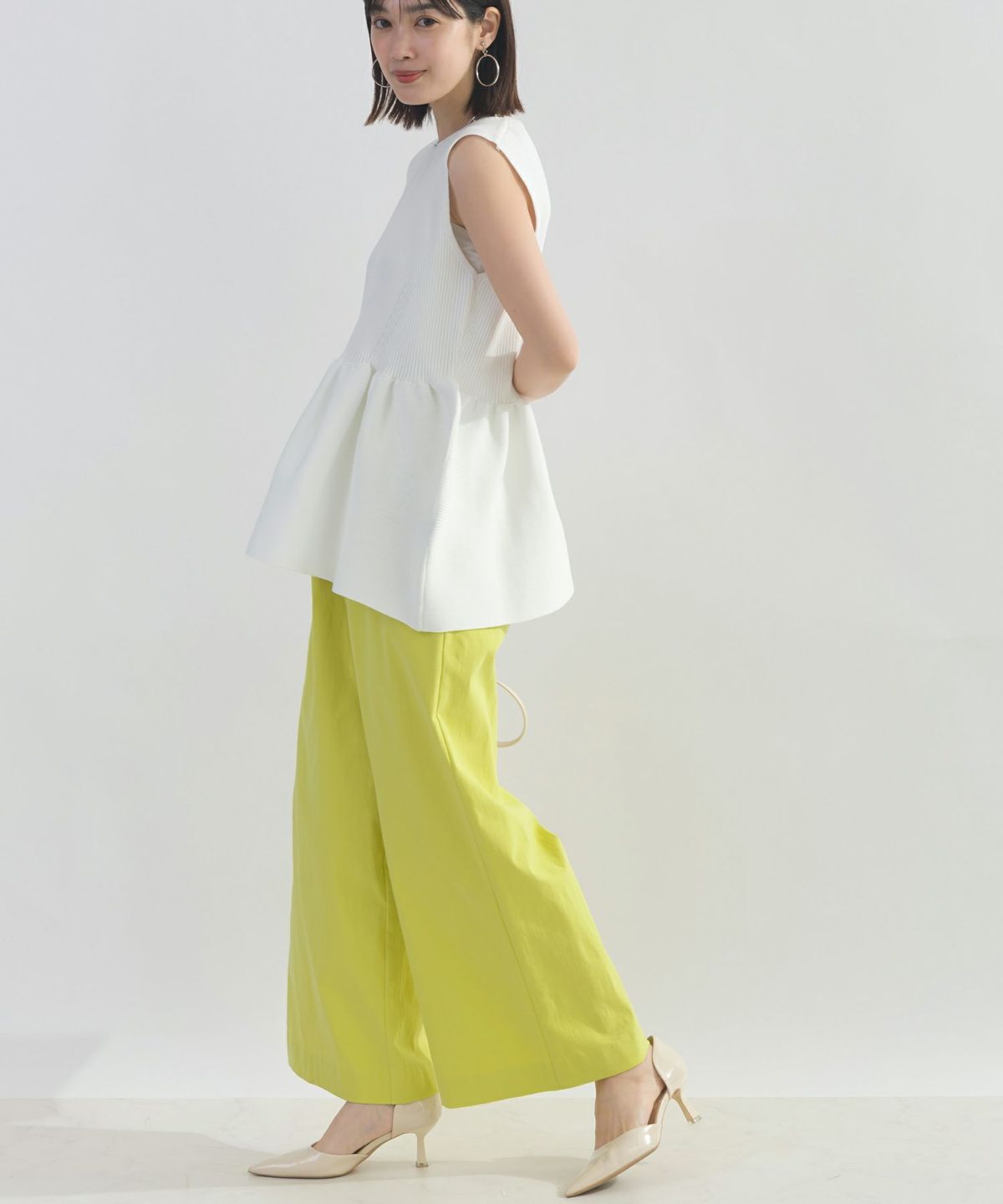 model：H162　着用サイズ：M　イエロー