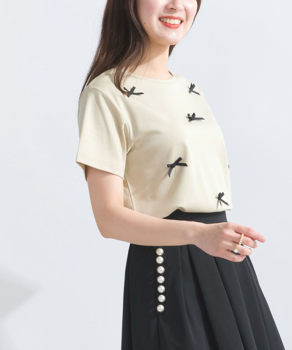 model：H165　着用サイズ：M　ベージュ