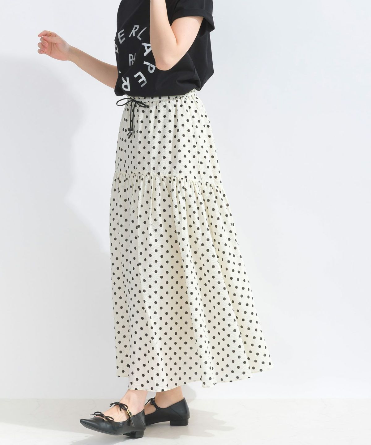 model：H165　着用サイズ：M　オフホワイト