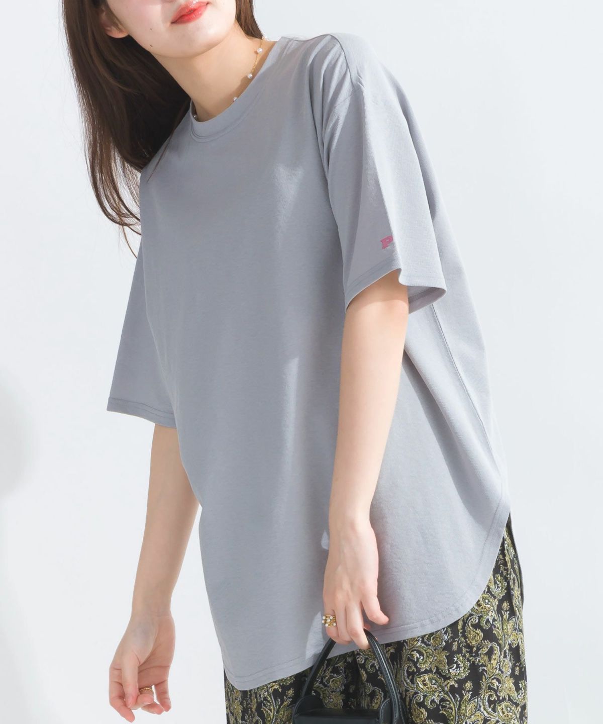 model：H165　着用サイズ：M　グレー