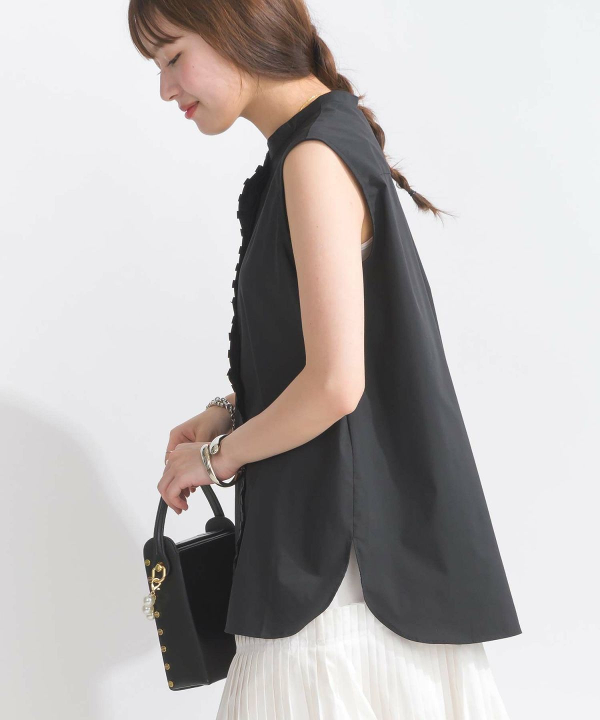 model：H165　着用サイズ：M　ブラック