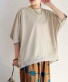 model：164cm　着用サイズ：M　グレイッシュベージュ