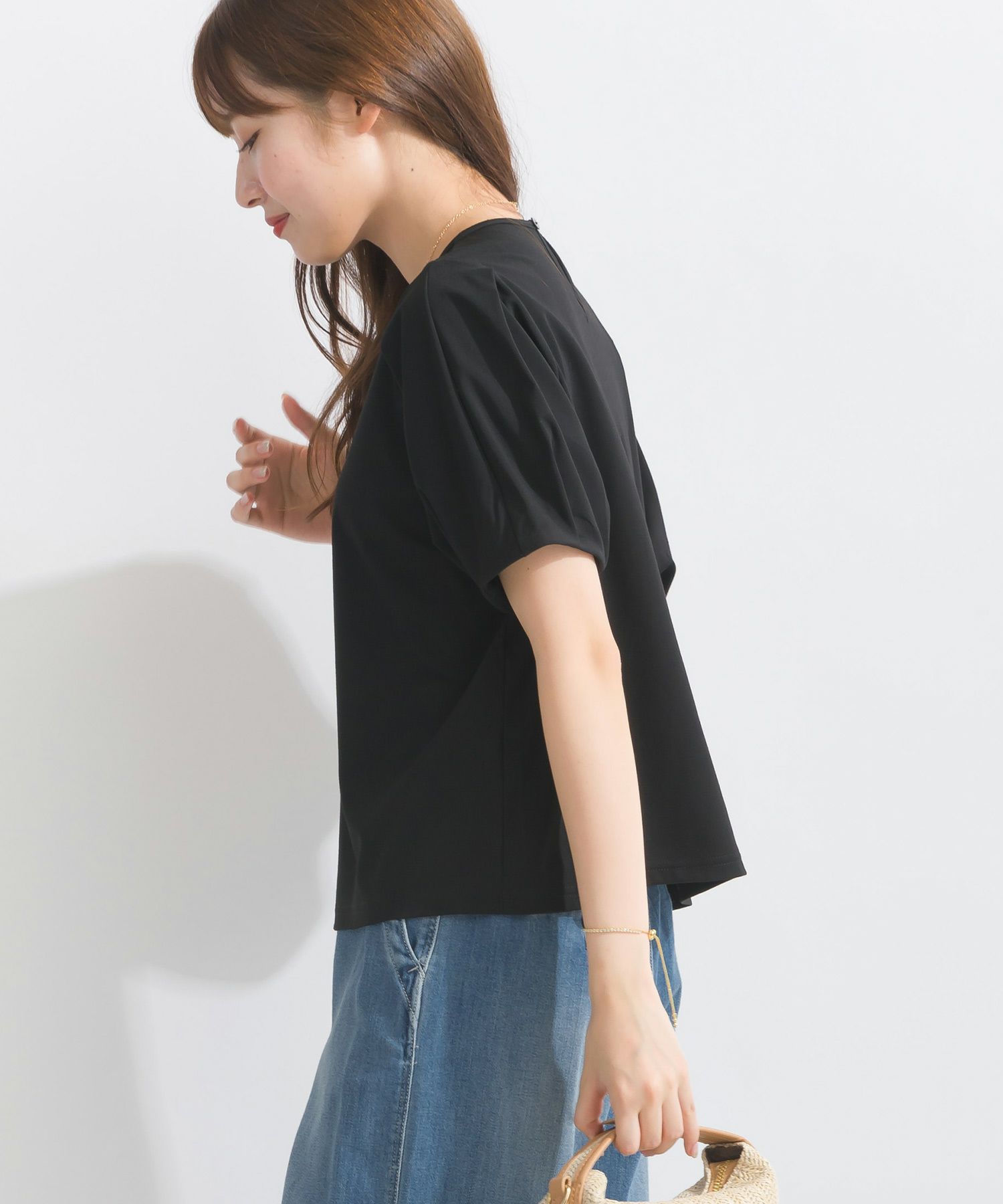 model：H165　着用サイズ：M　ブラック