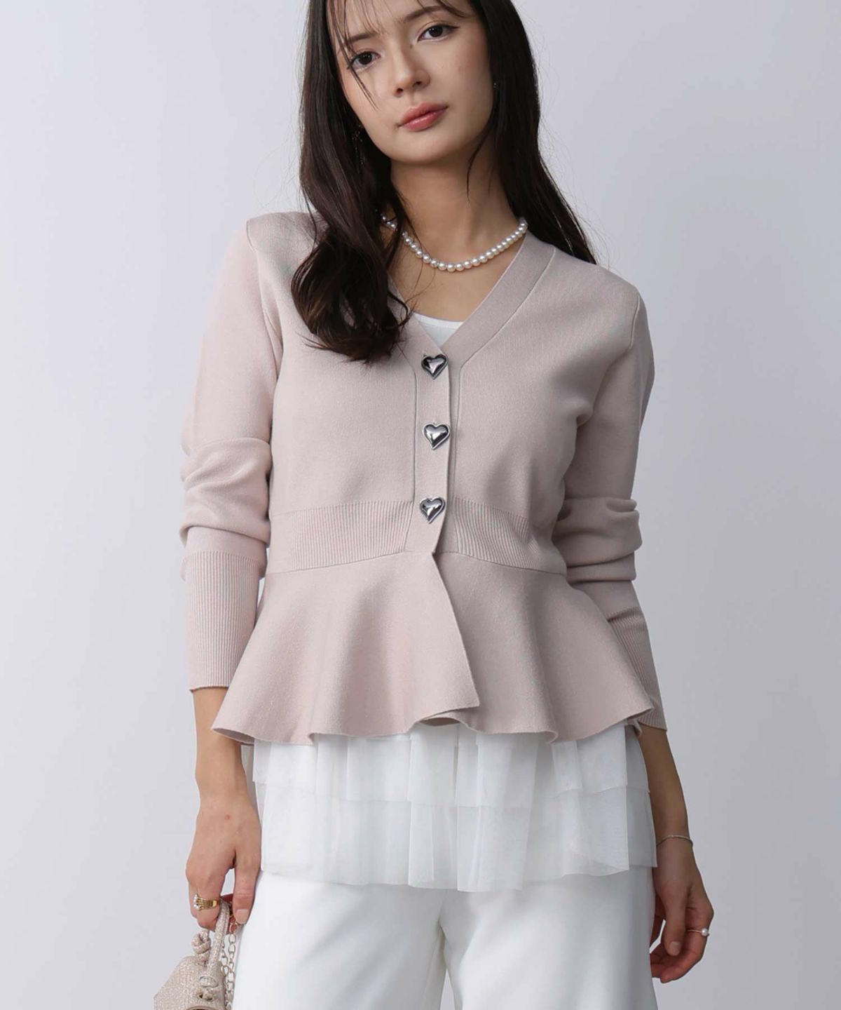 model：H160　着用サイズ：M　ピンクベージュ