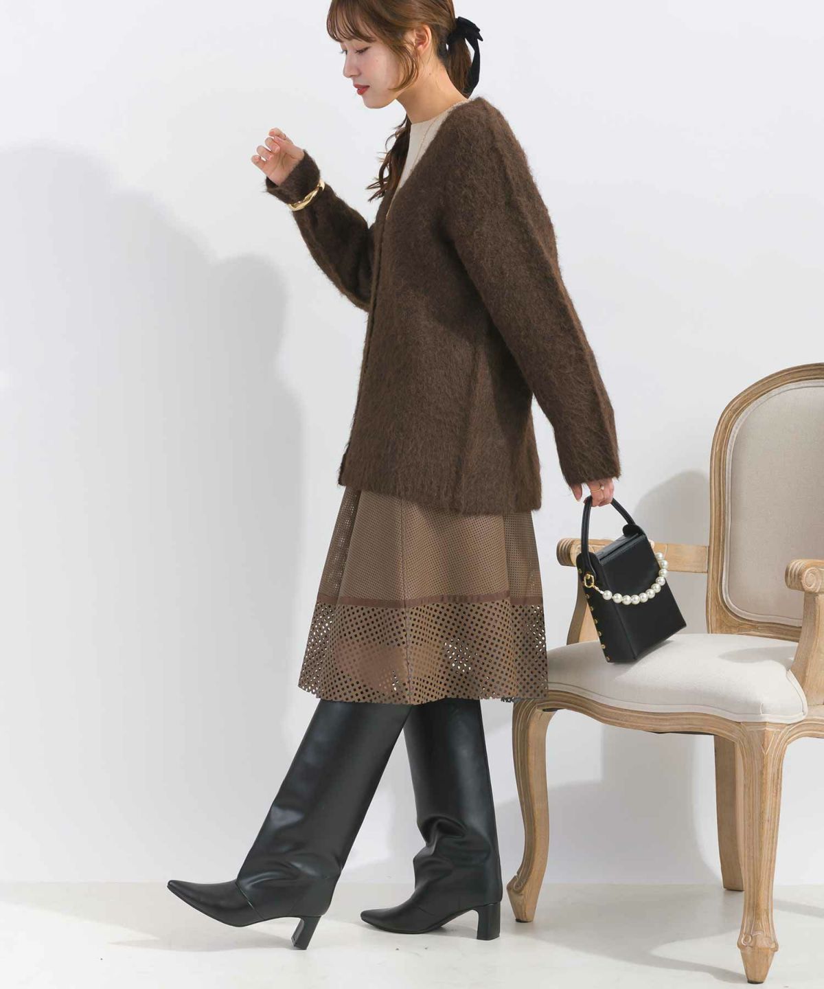 model：H165　着用サイズ：M　ブラウン