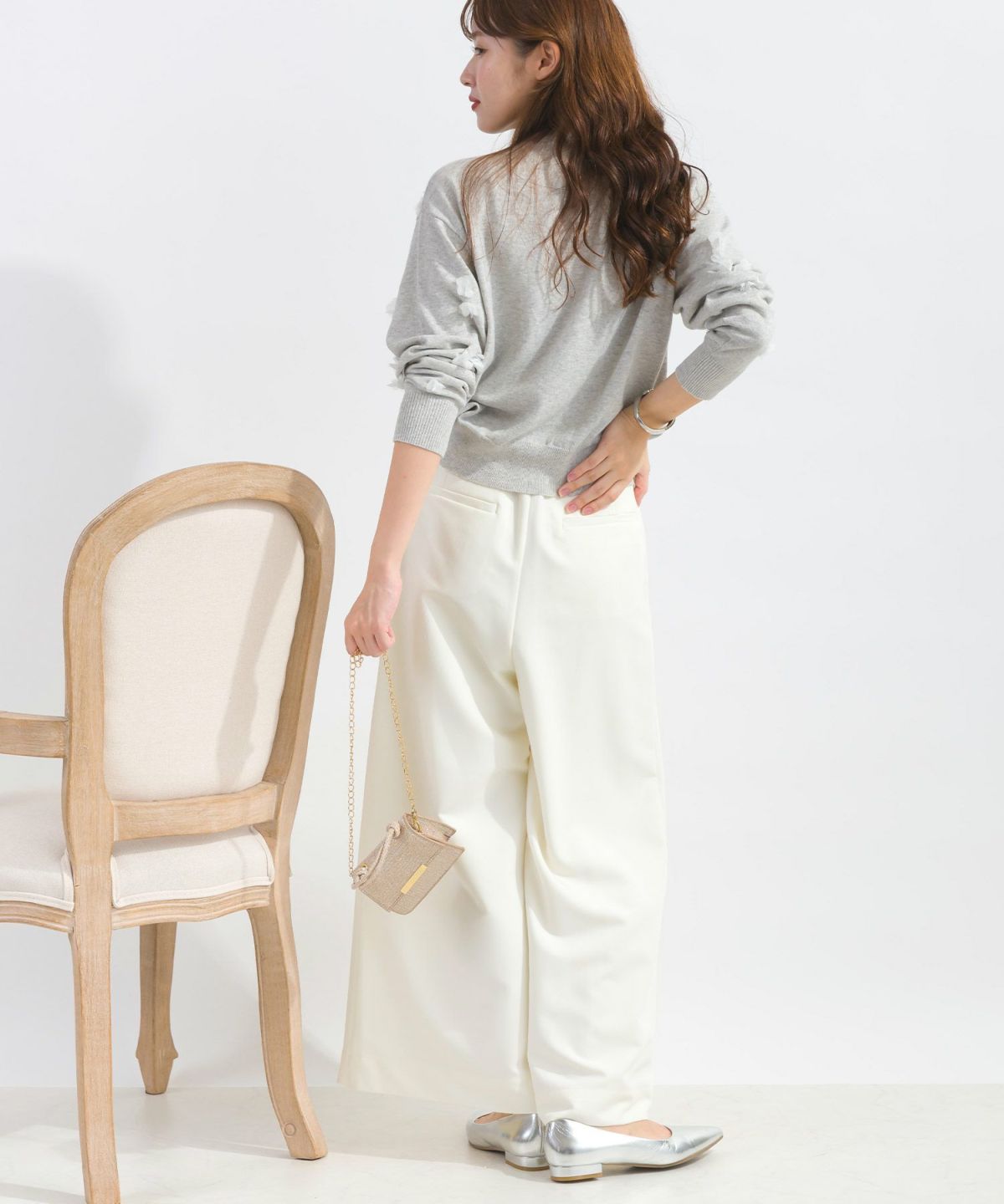 model：H165　着用サイズ：M　オフホワイト