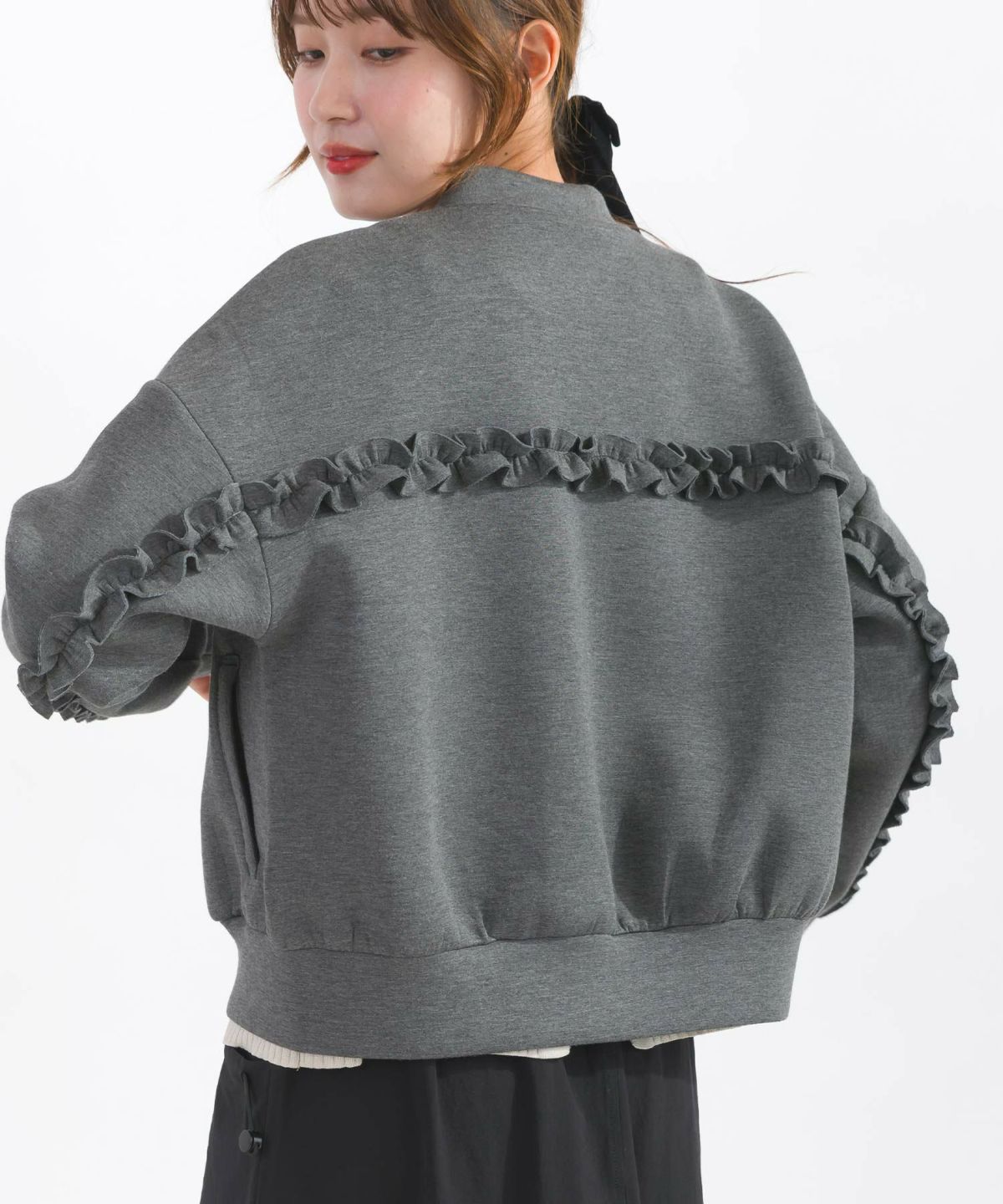 model：H165　着用サイズ：M　チャコールグレー