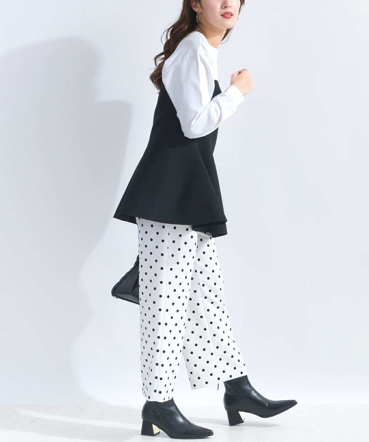 model：H165　着用サイズ：M　ブラック