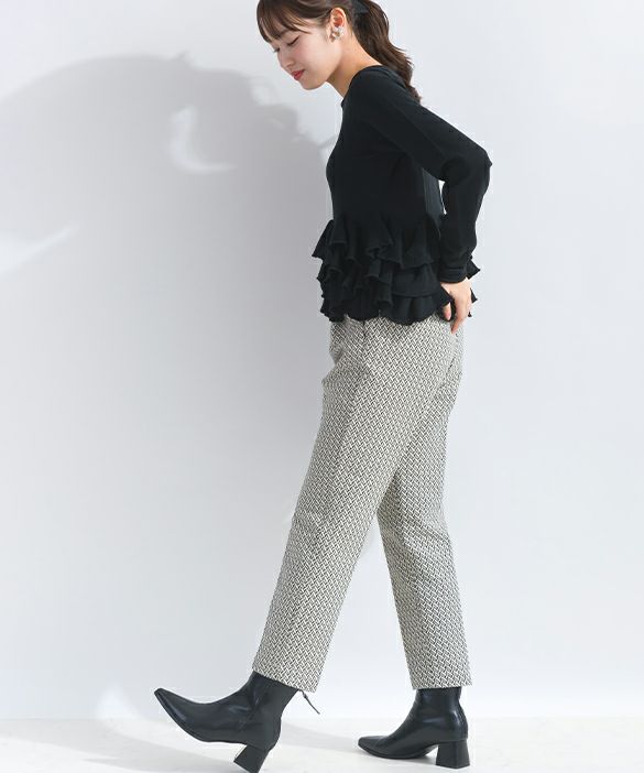 model：H165　着用サイズ：M　ブラック（ボタン後ろ）