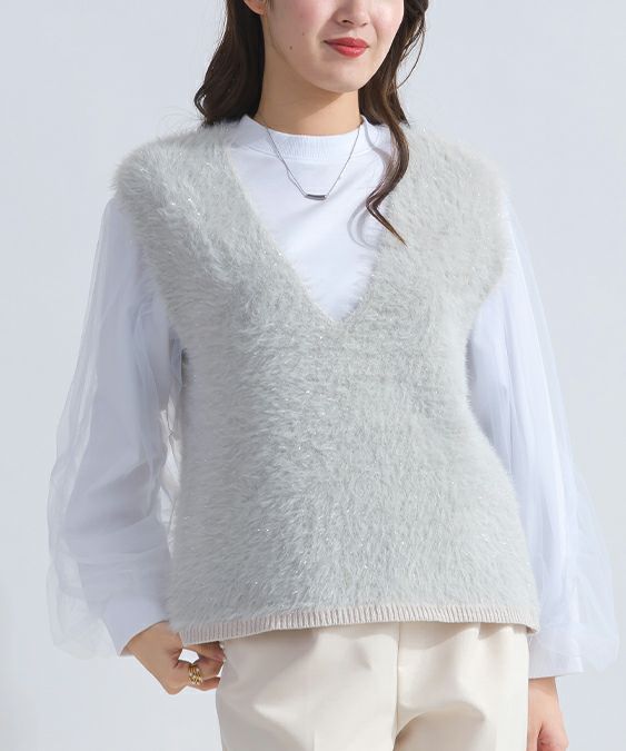 model：H165　着用サイズ：M　グレイッシュベージュ