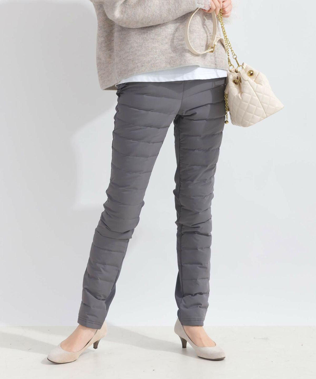 model：H162　着用サイズ：M　グレー