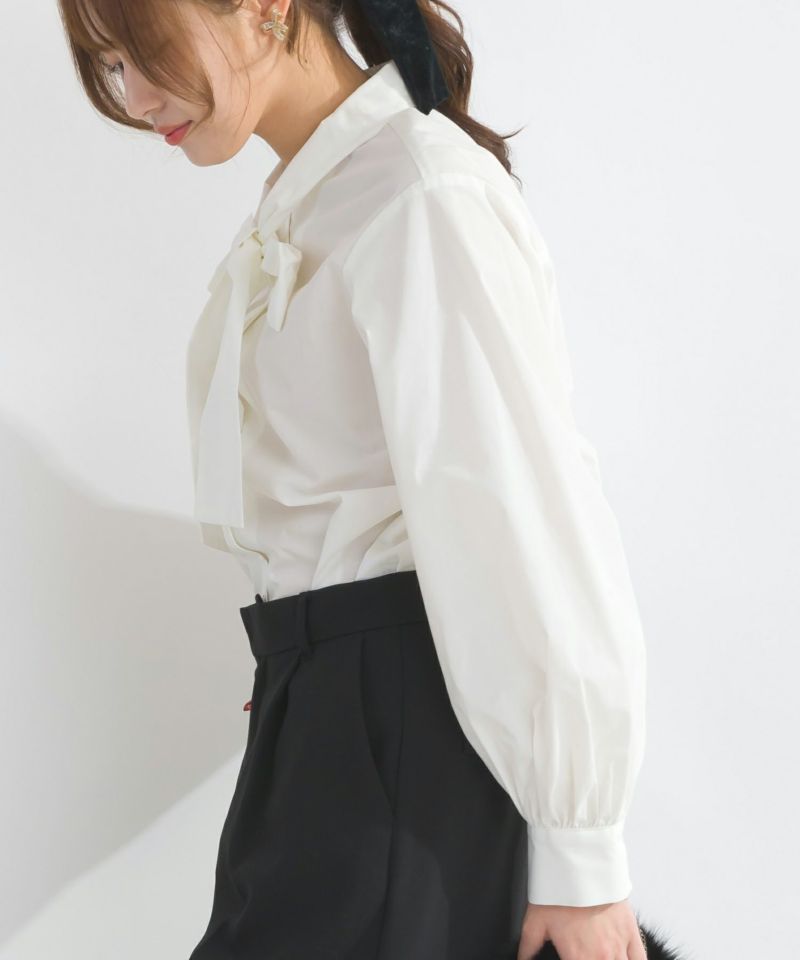 model：H165　着用サイズ：M　オフホワイト
