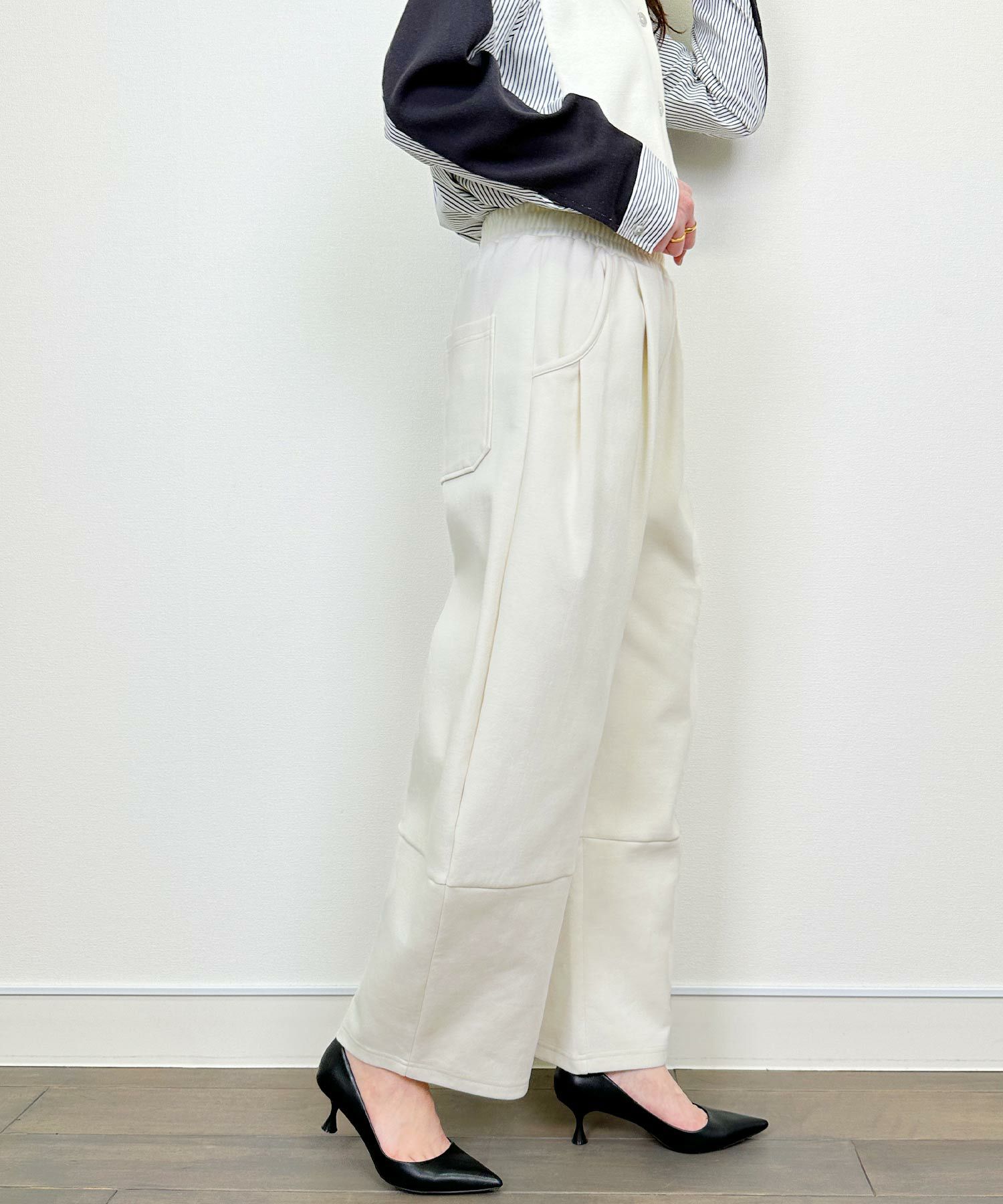 model：H164　着用サイズ：M　オフホワイト