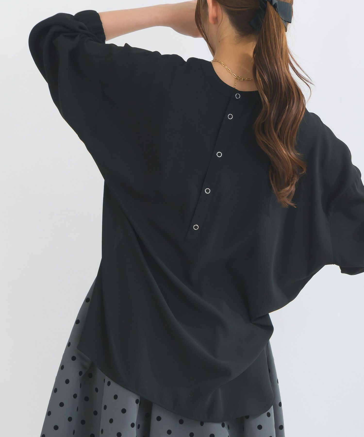 model：H165　着用サイズ：M　ブラック