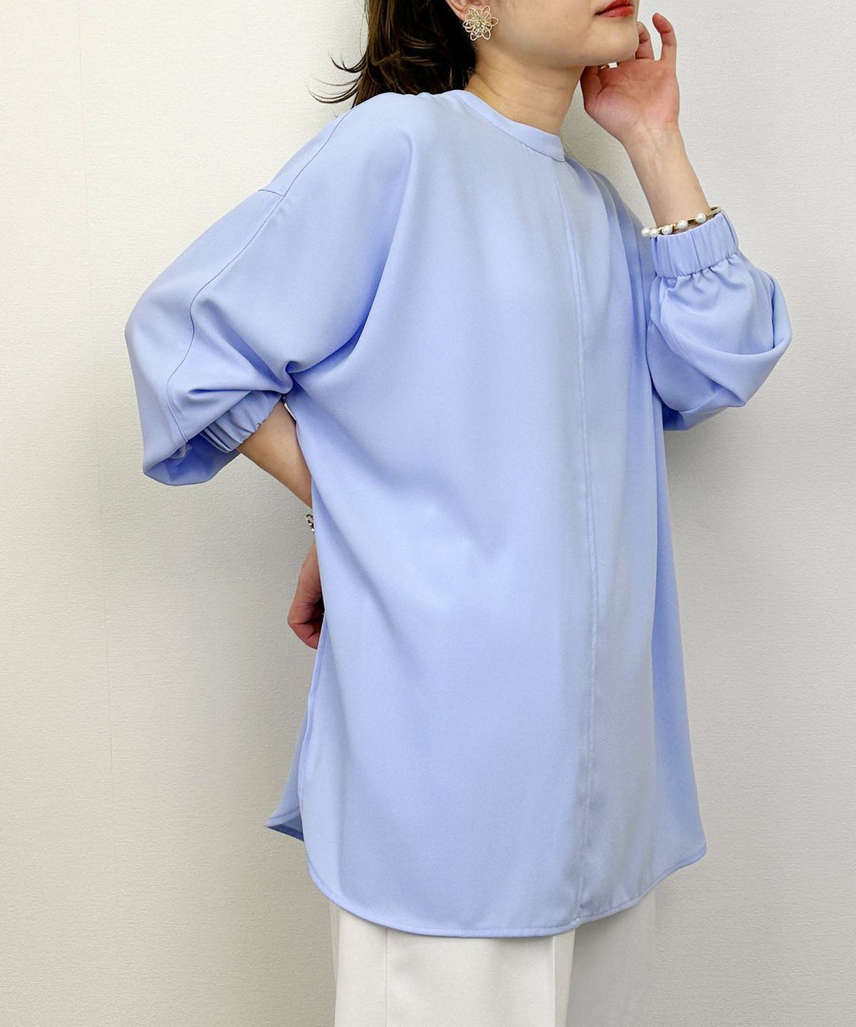 model：H164　着用サイズ：M　サックスブルー