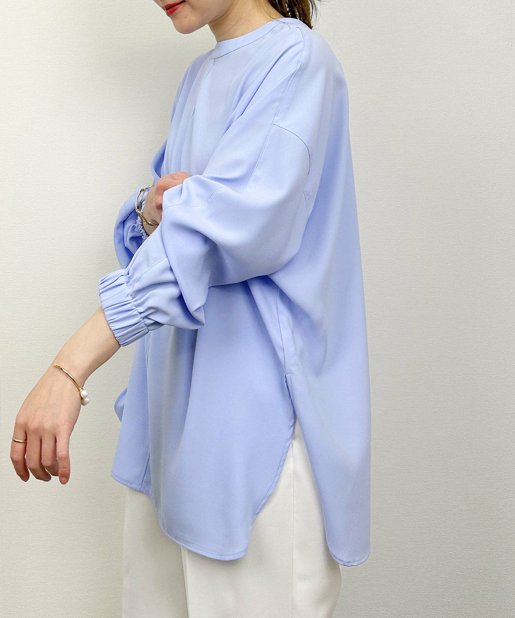 model：H164　着用サイズ：M　サックスブルー