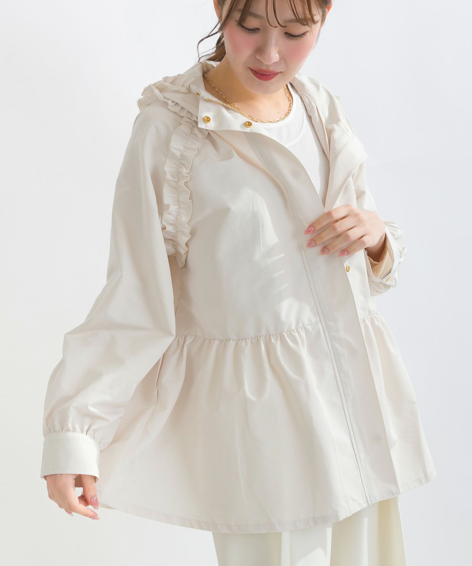 model：H165　着用サイズ：M　アイボリー