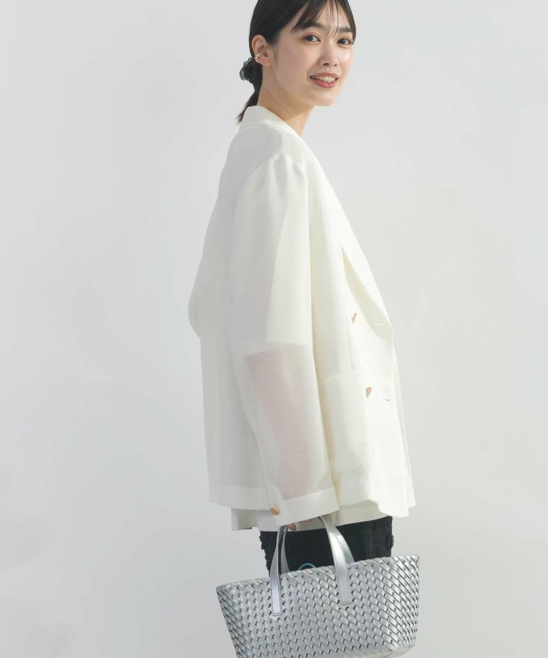 model：H162　着用サイズ：M　オフホワイト