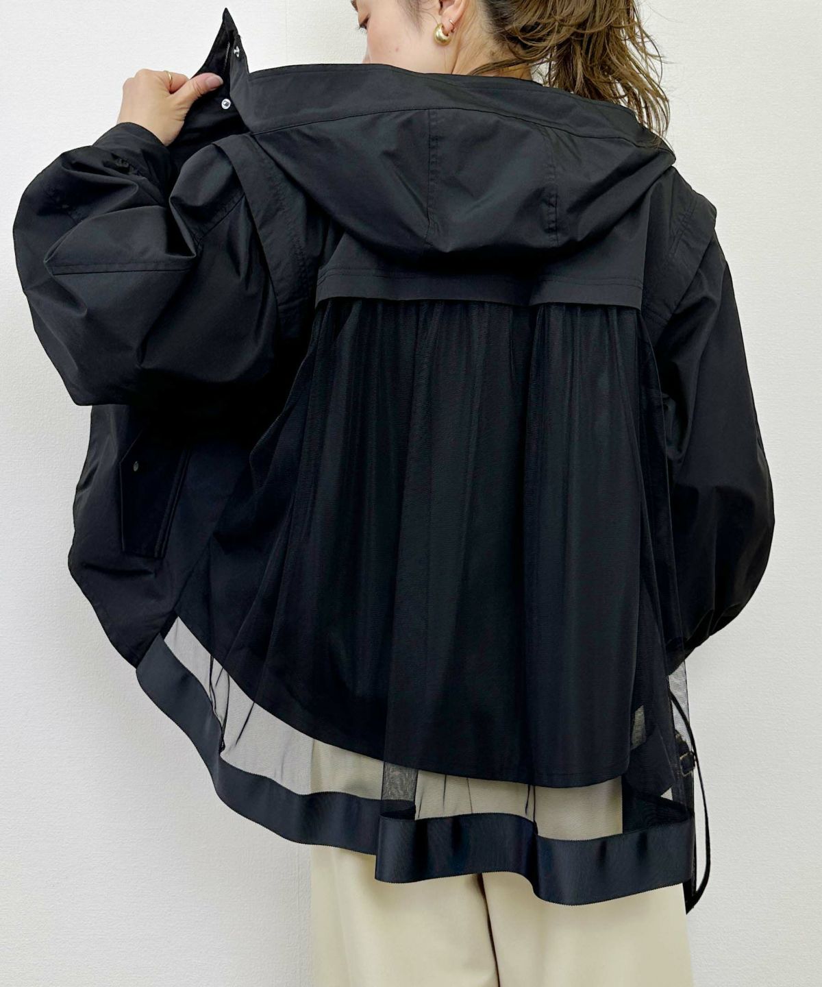 model：H164　着用サイズ：M　ブラック