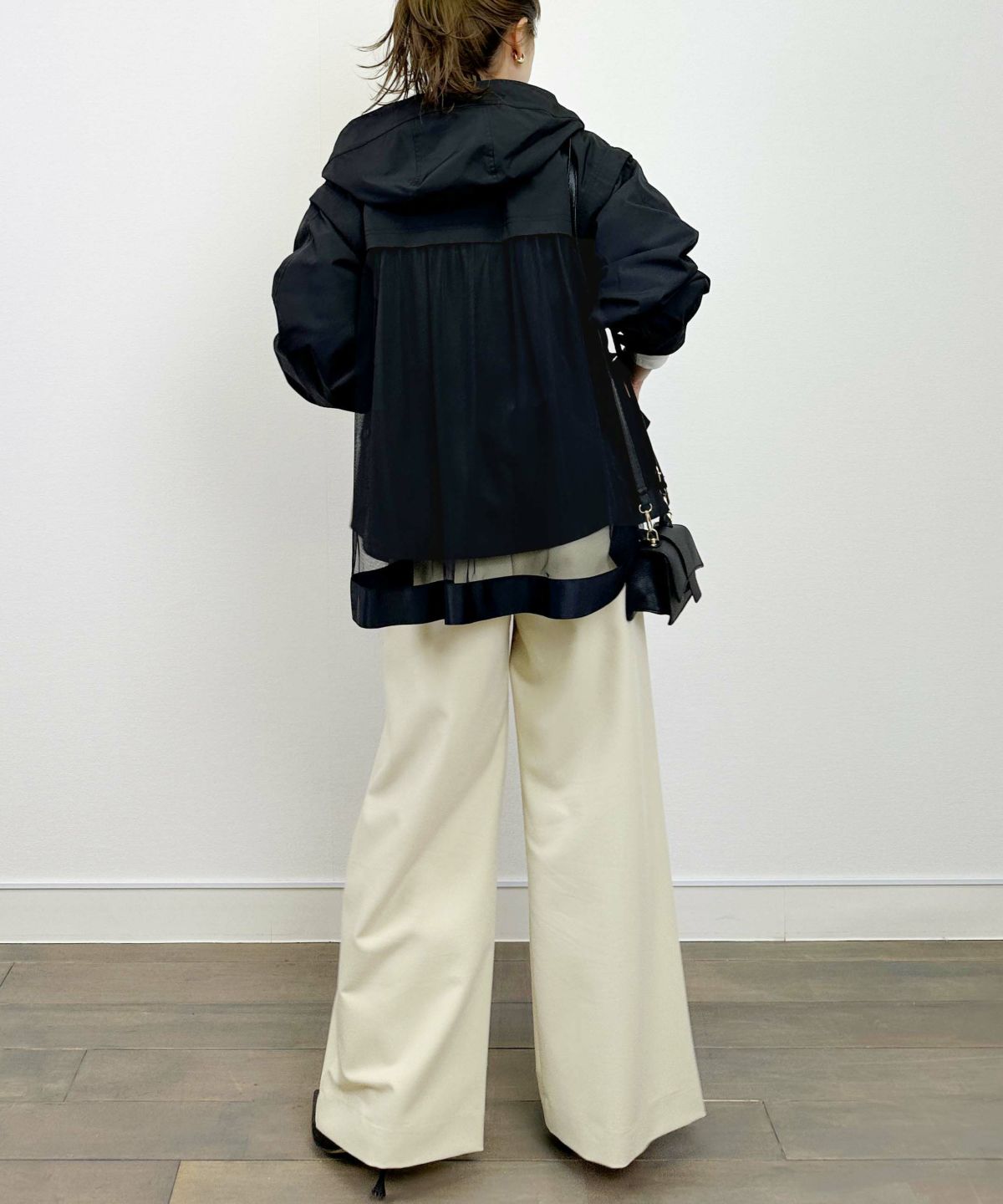 model：H164　着用サイズ：M　ブラック