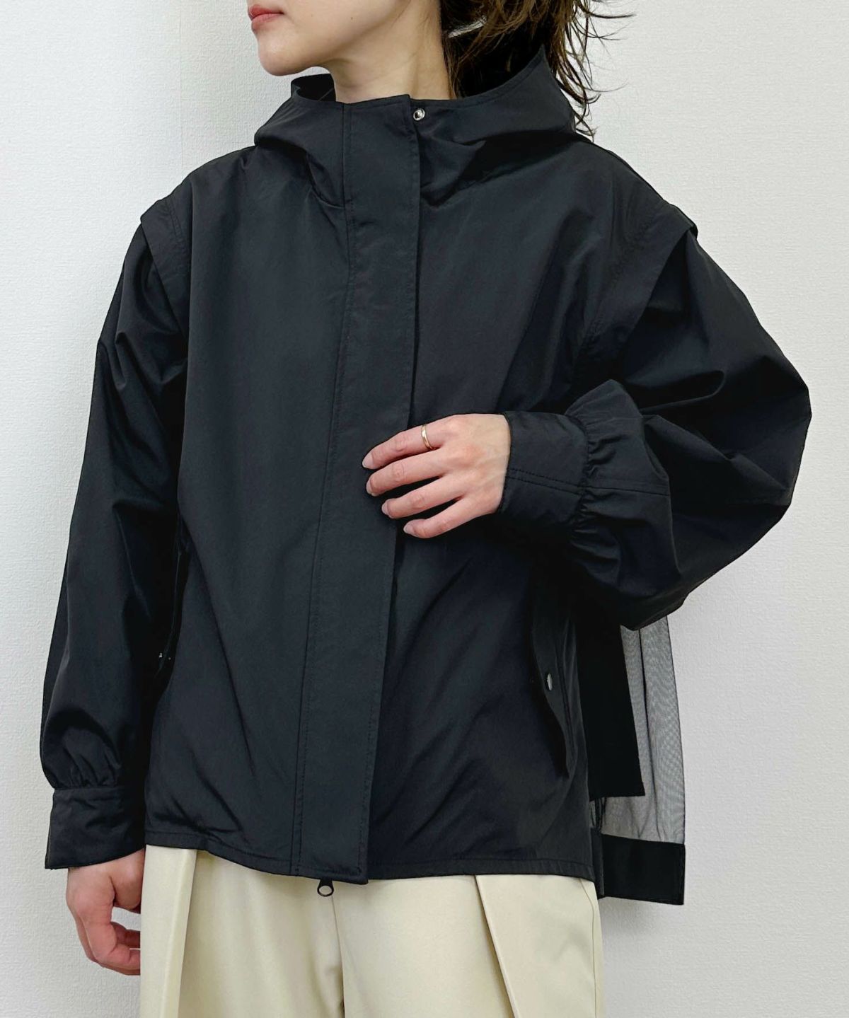 model：H164　着用サイズ：M　ブラック