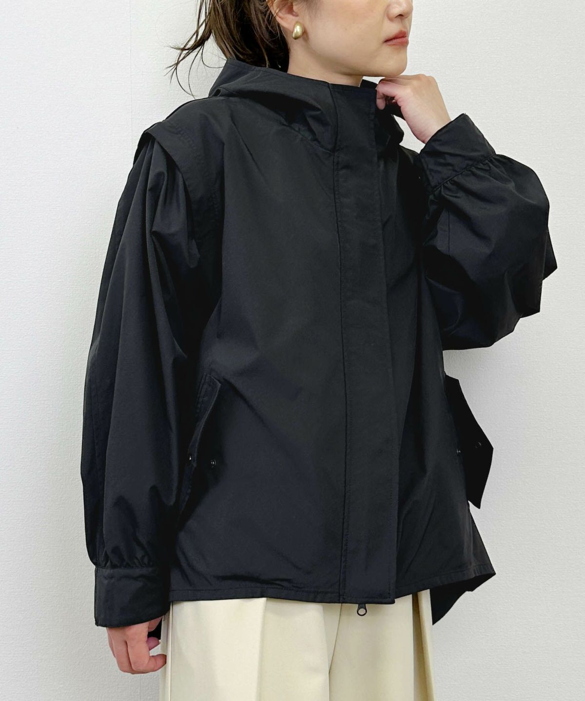 model：H164　着用サイズ：M　ブラック