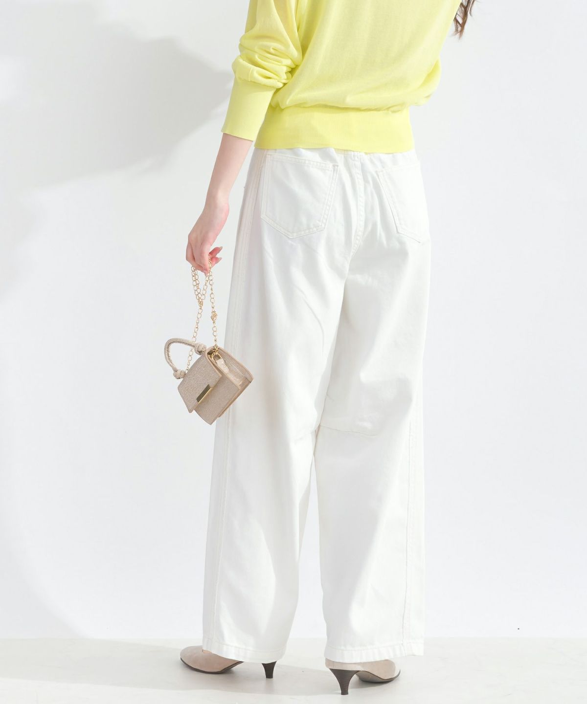 model：H165　着用サイズ：M　オフホワイト