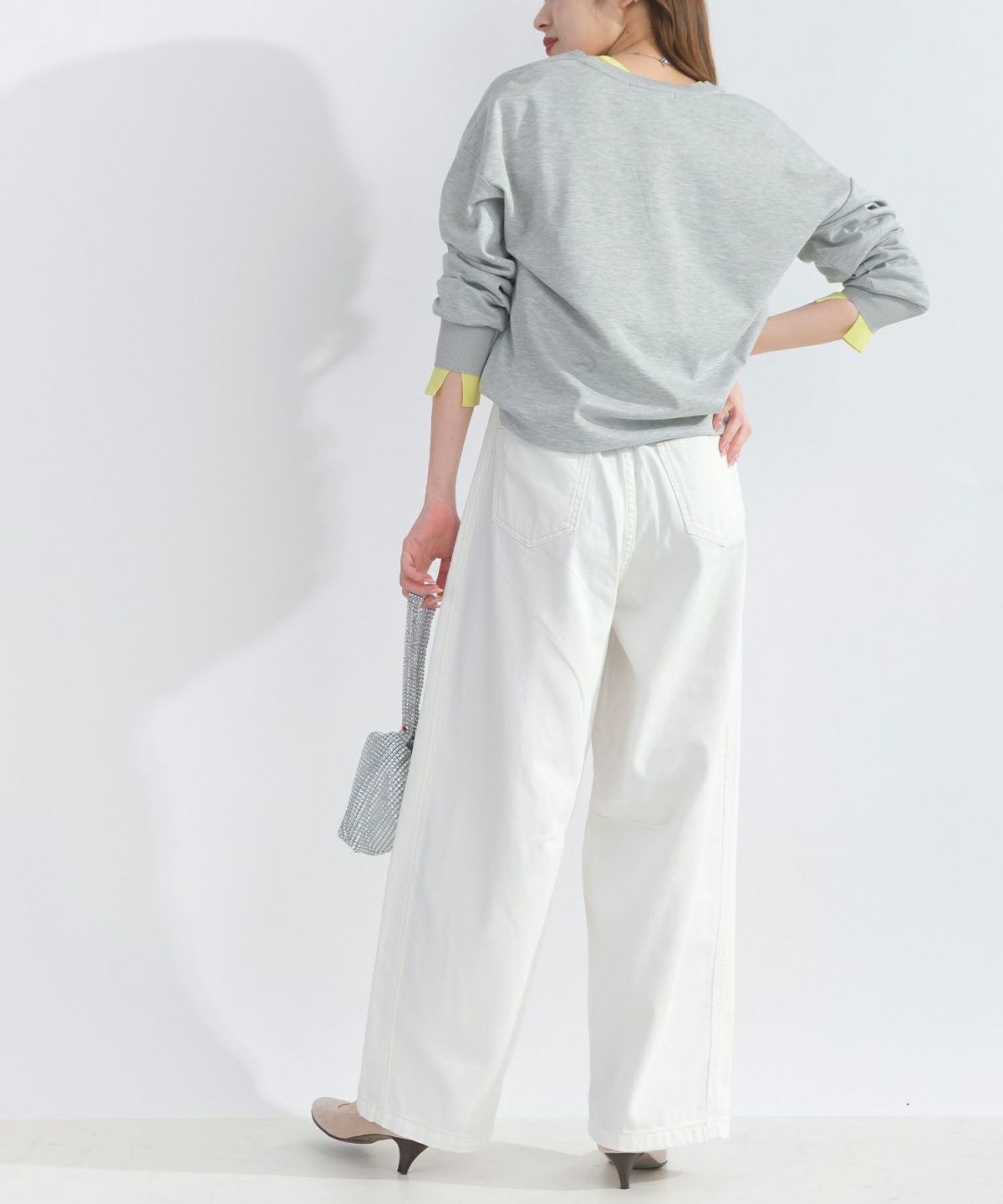 model：H165　着用サイズ：M　オフホワイト