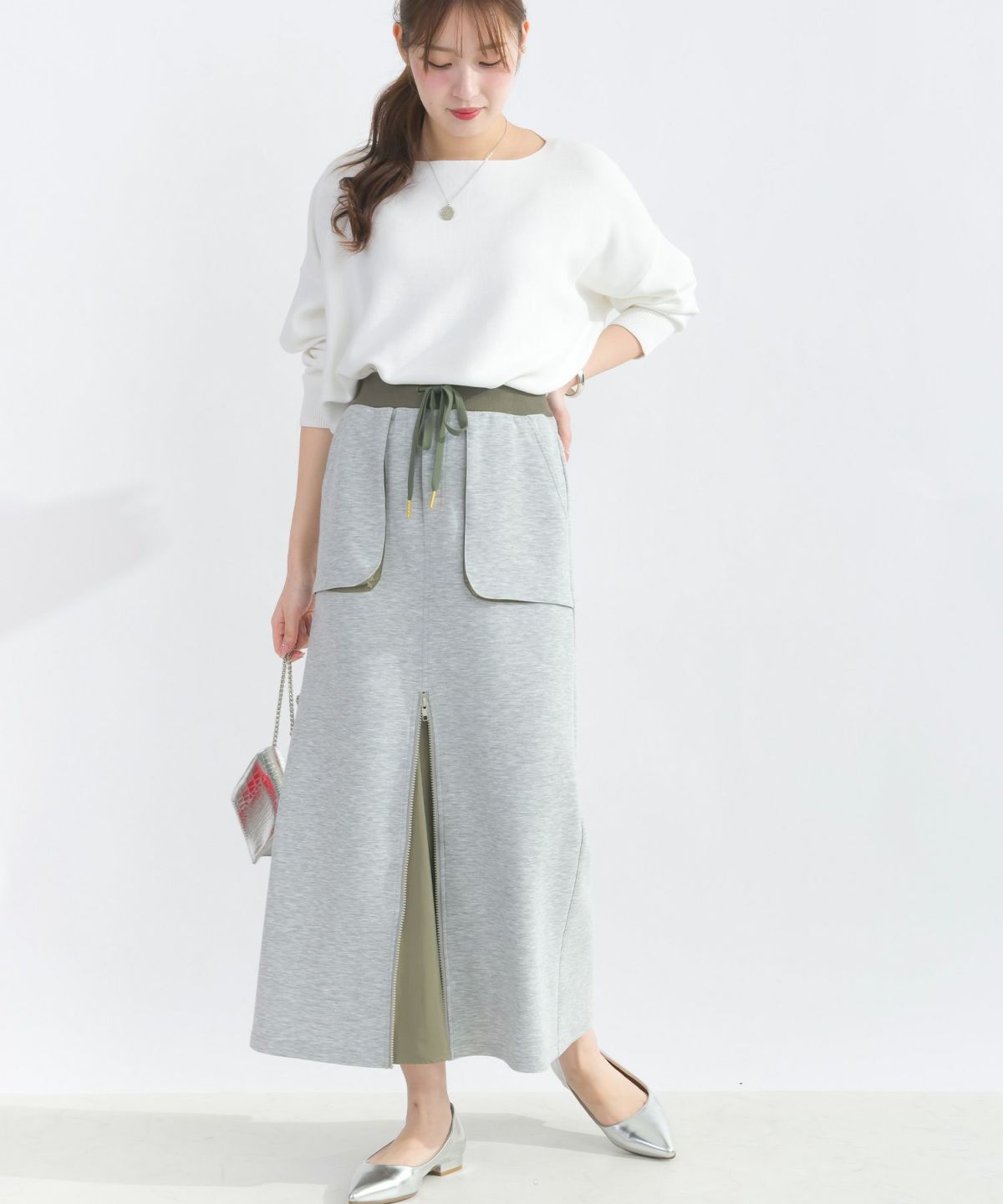 model：H165　着用サイズ：M　オフホワイト