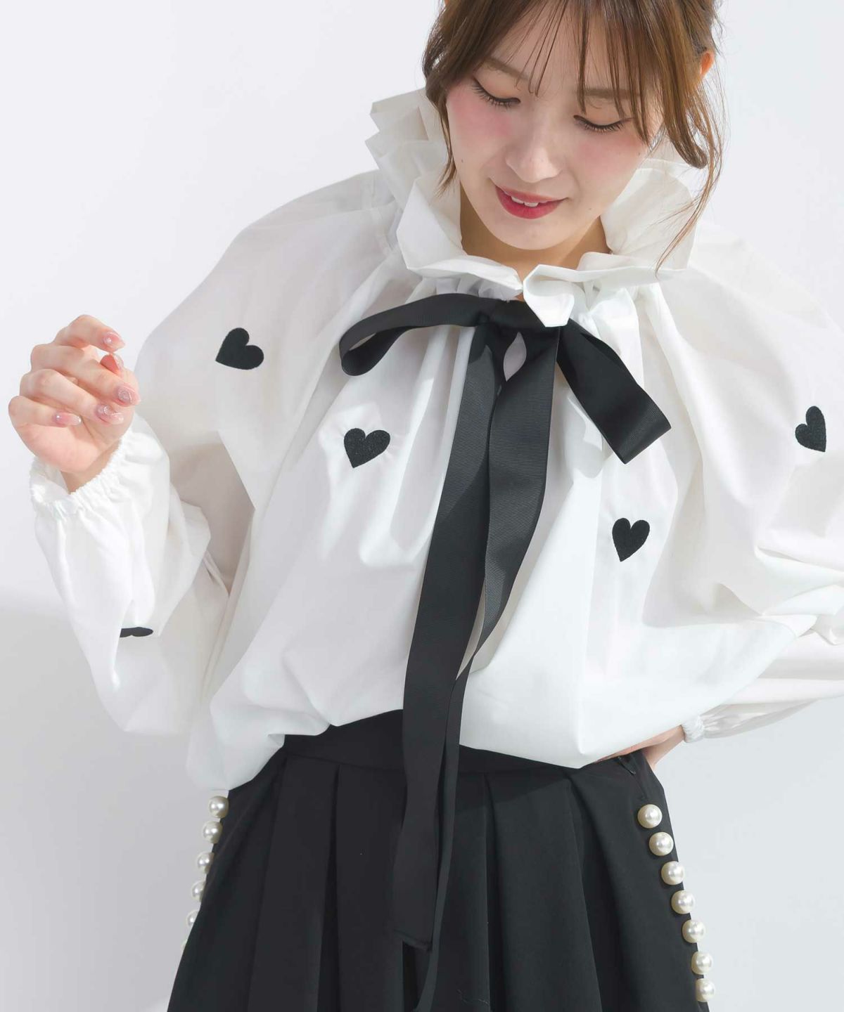 model：H165　着用サイズ：M　オフホワイト