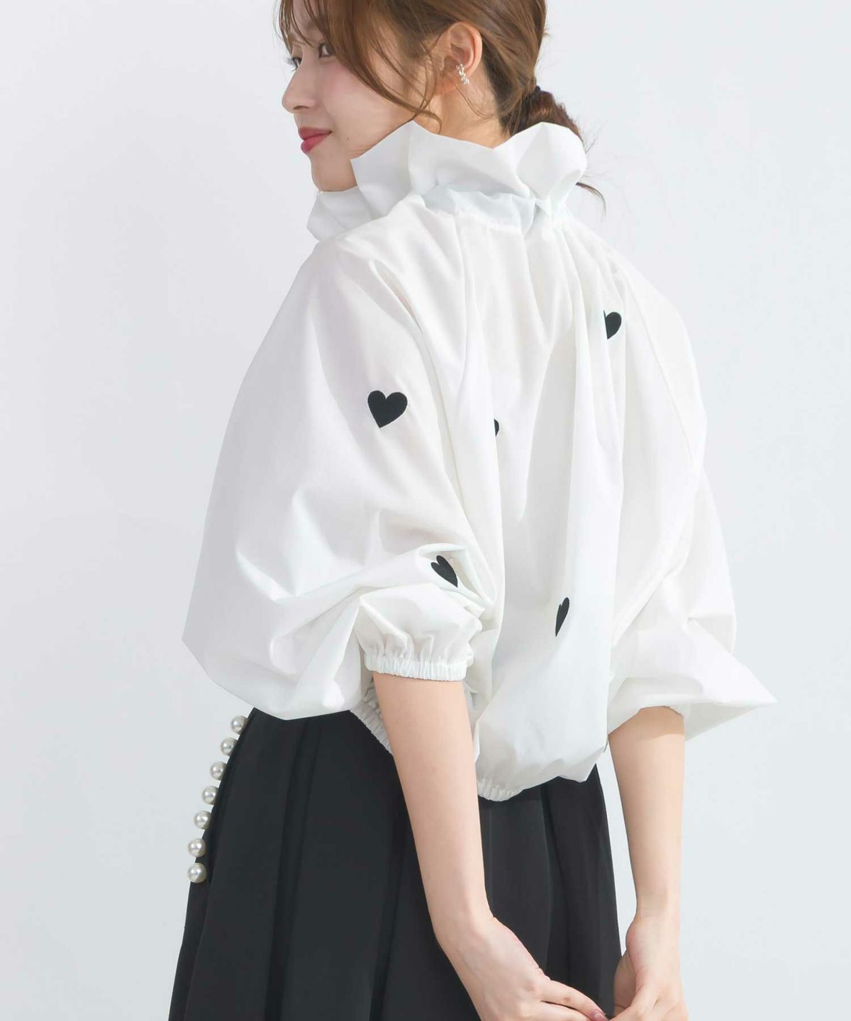 model：H165　着用サイズ：M　オフホワイト