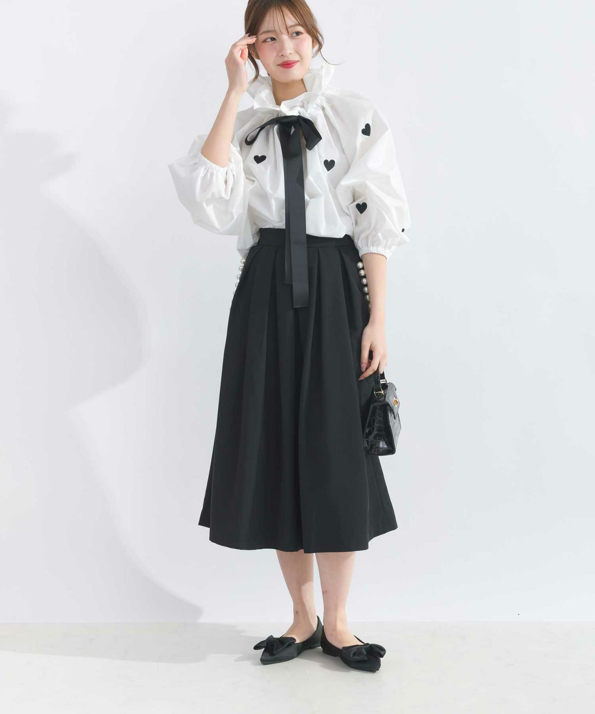 model：H165　着用サイズ：M　オフホワイト