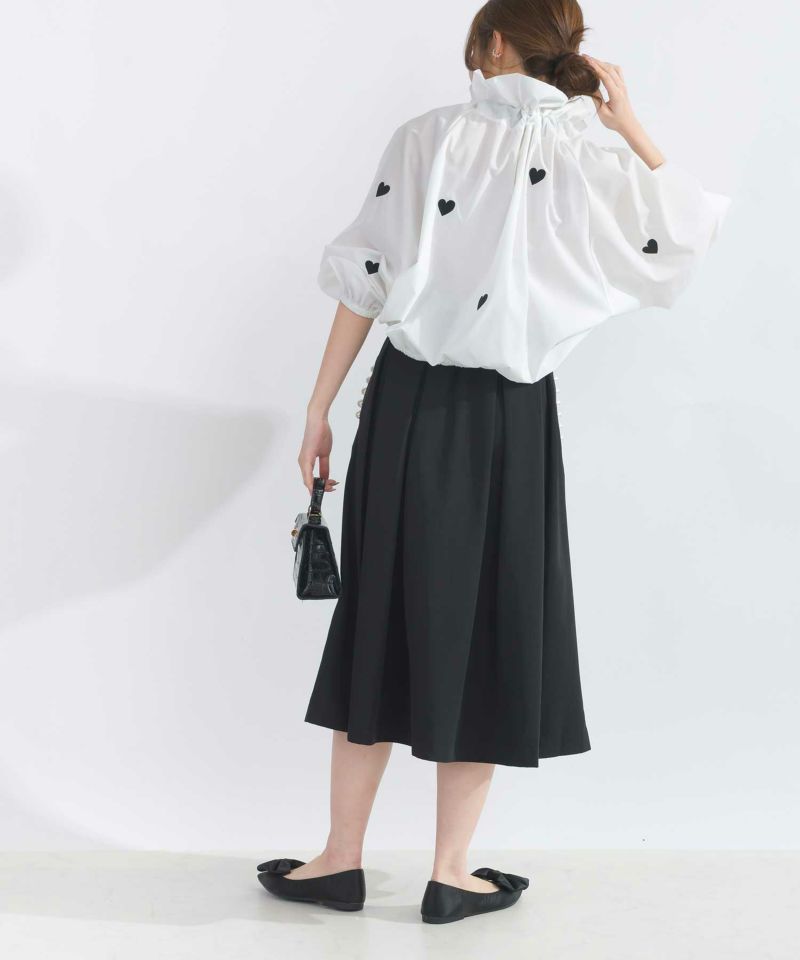 model：H165　着用サイズ：M　オフホワイト