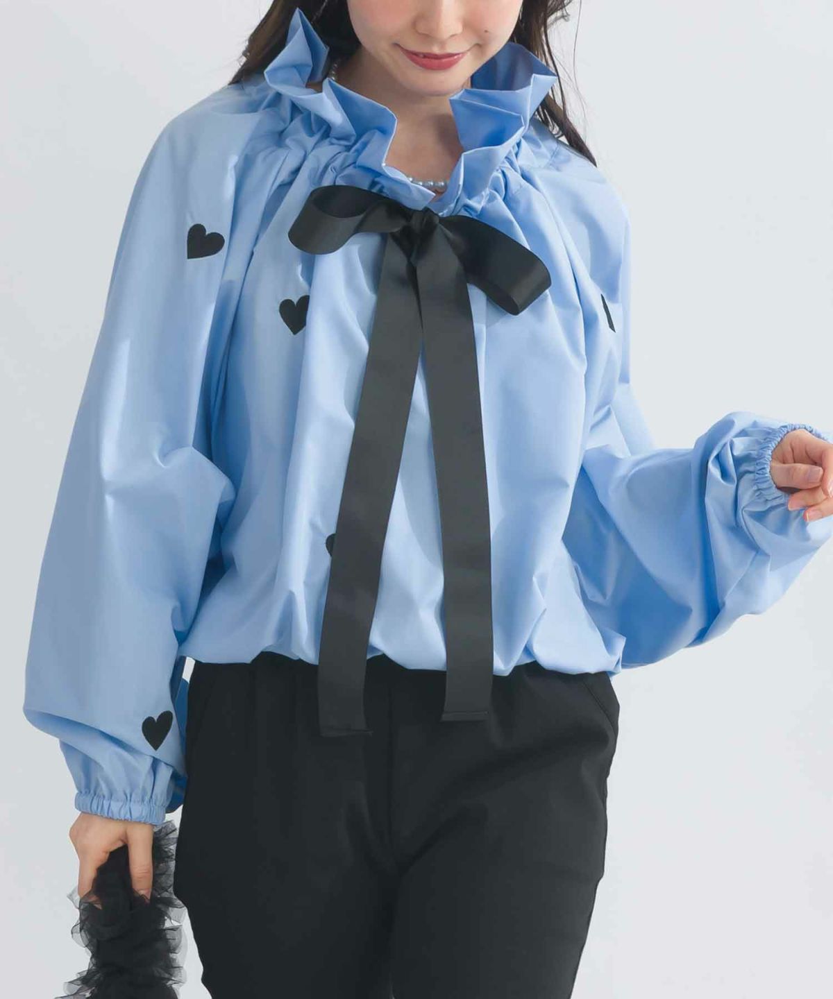 model：H153　着用サイズ：M　サックスブルー