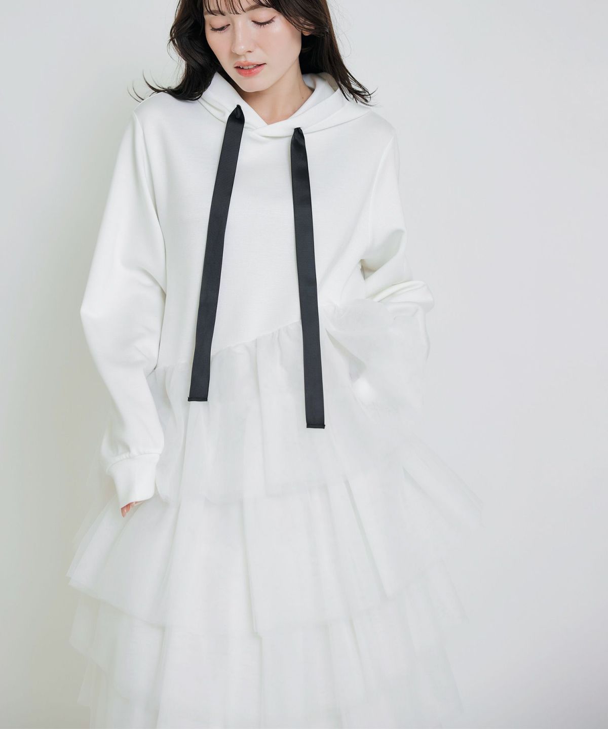 model：H155　着用サイズ：M　オフホワイト