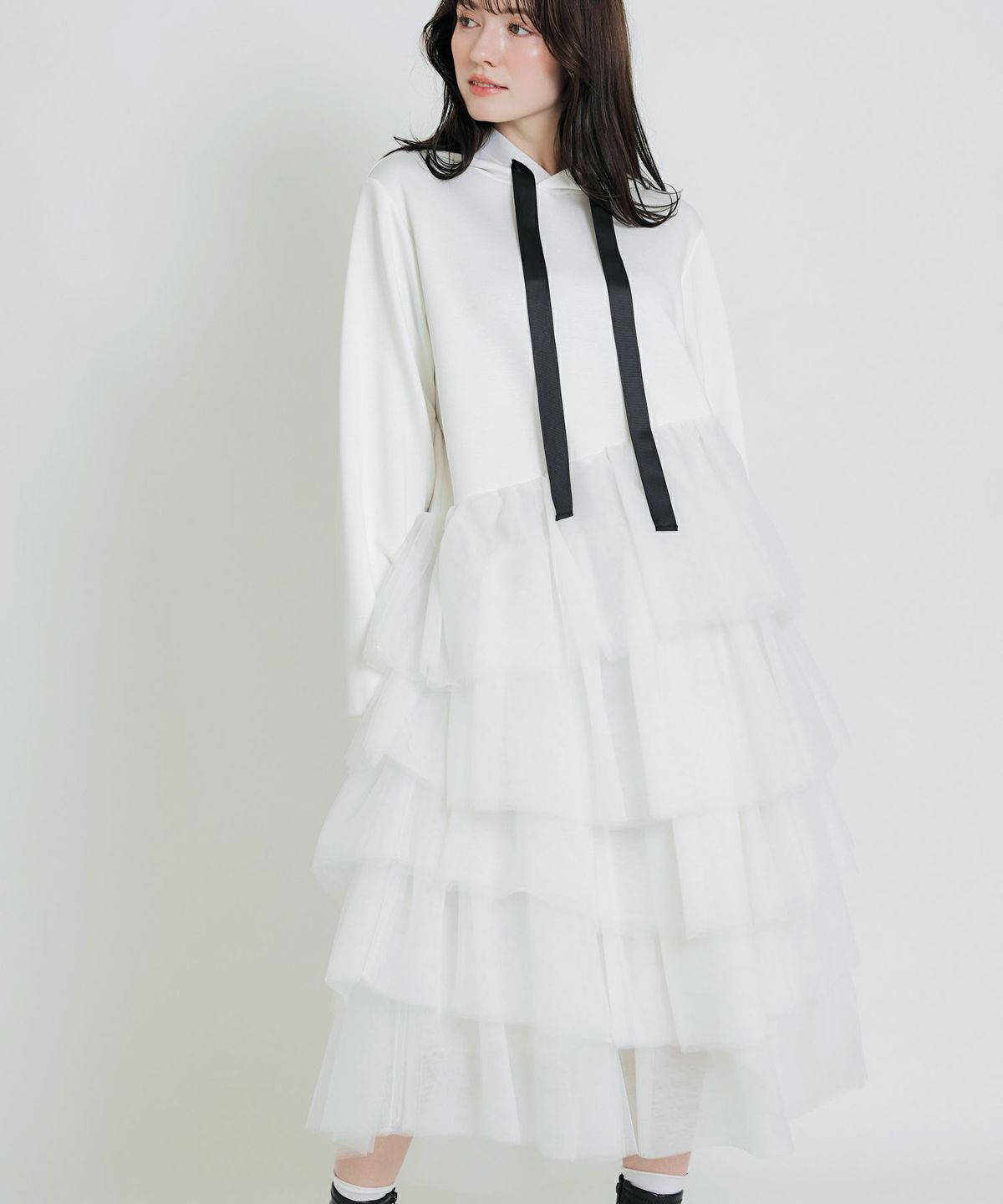 model：H155　着用サイズ：M　オフホワイト