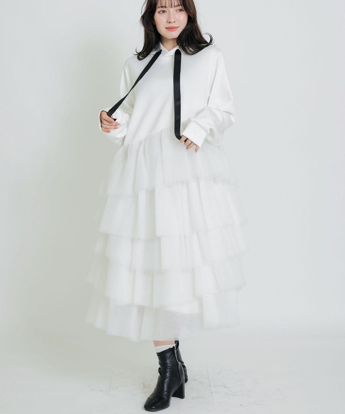 model：H155　着用サイズ：M　オフホワイト