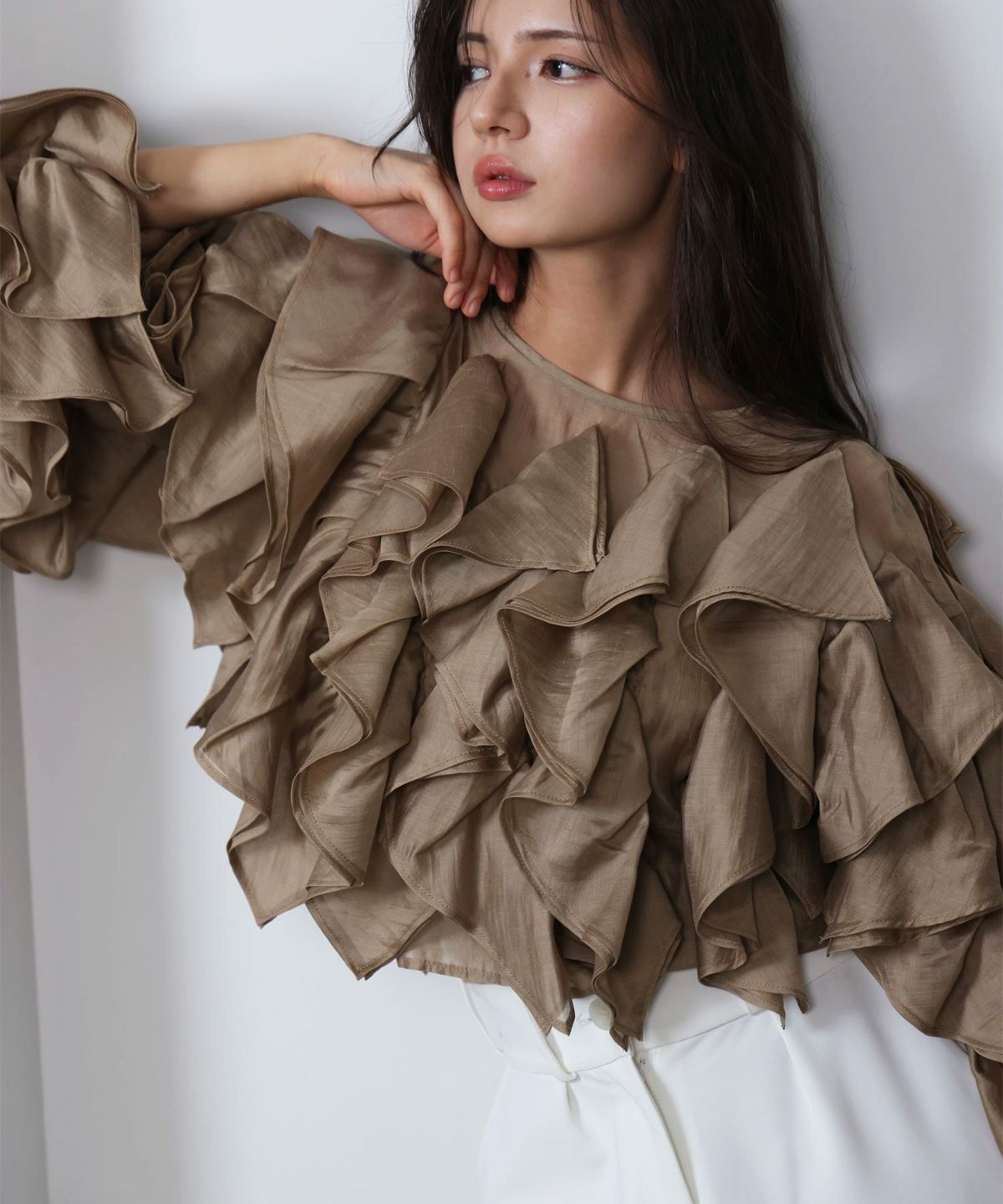 model：H160　着用サイズ：M　キャメル