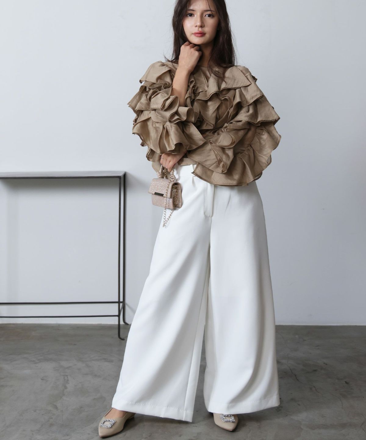 model：H160　着用サイズ：M　キャメル