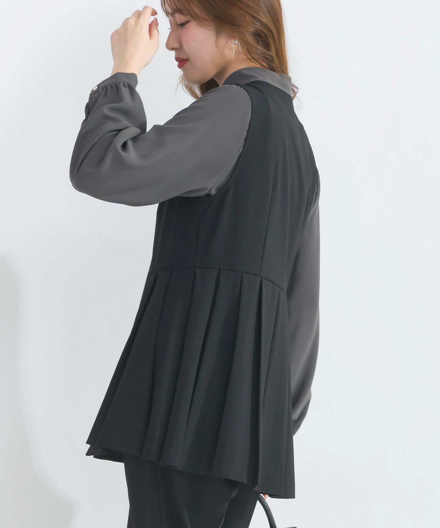 model：H165　着用サイズ：M　ブラック