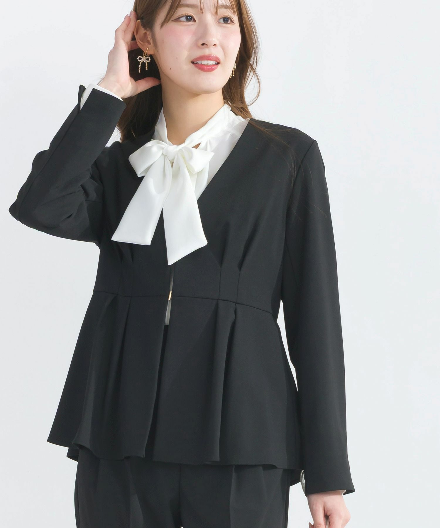 model：H165　着用サイズ：M　ブラック
