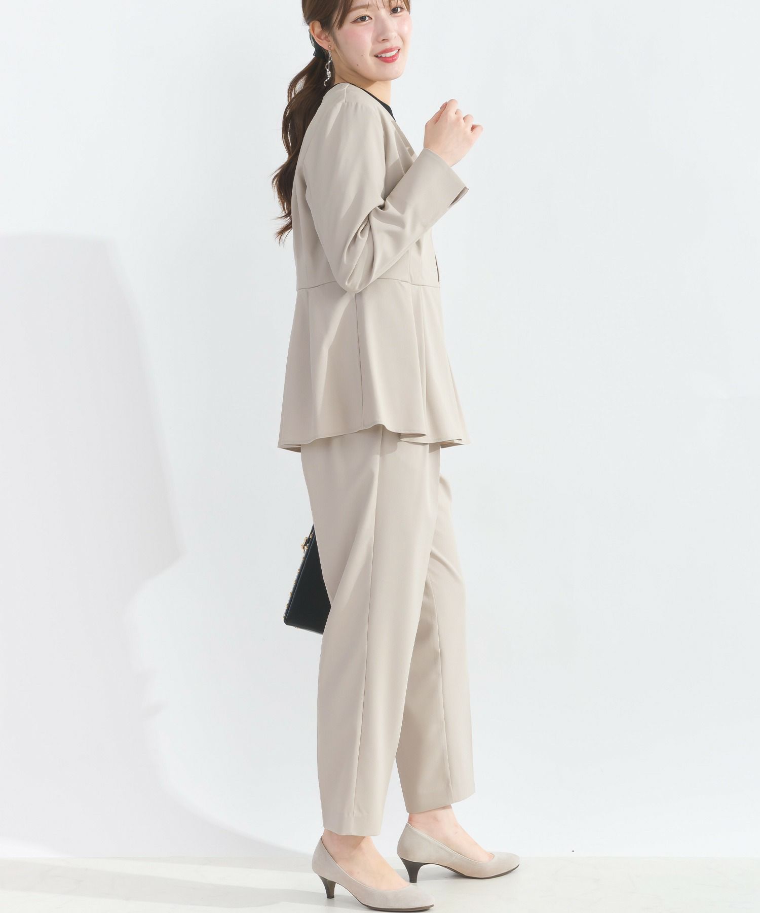 model：H165　着用サイズ：L　ベージュ
