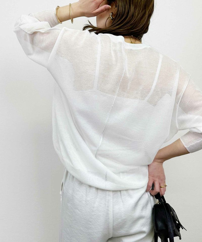 model：H164　着用サイズ：M　オフホワイト