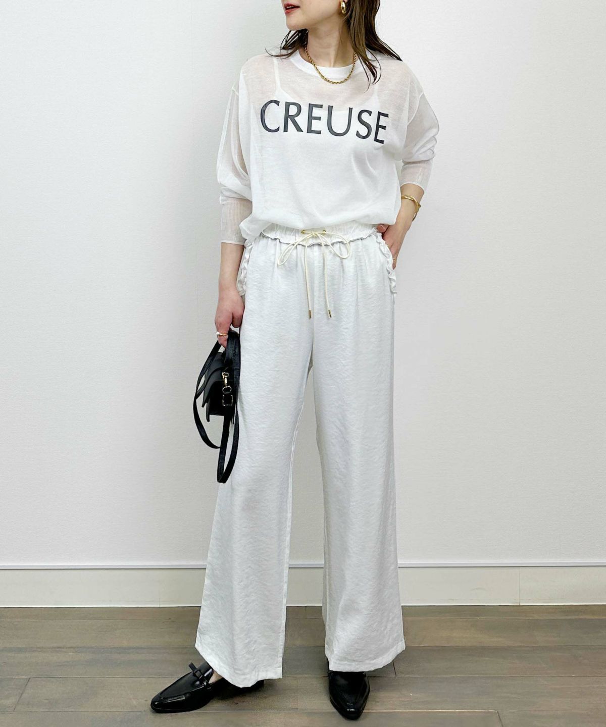 model：H164　着用サイズ：M　オフホワイト