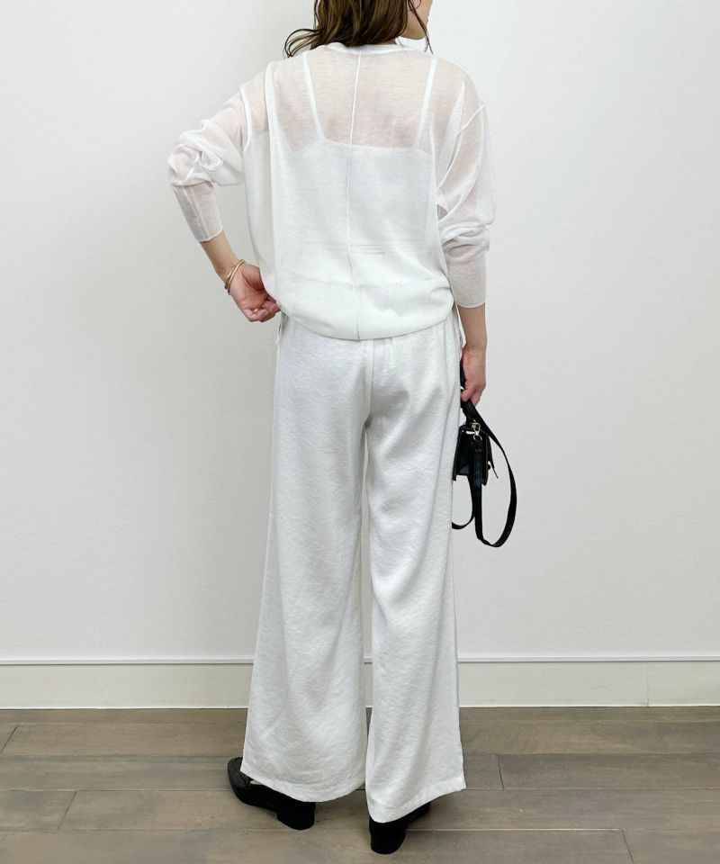 model：H164　着用サイズ：M　オフホワイト