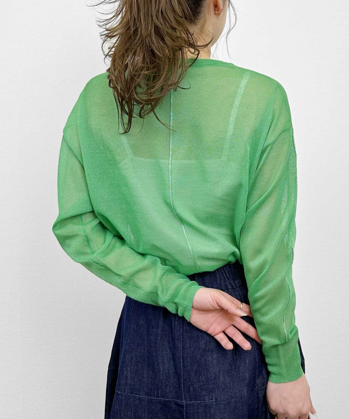 model：H164　着用サイズ：M　グリーン