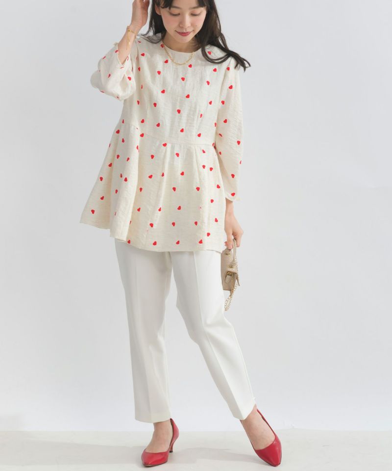 model：H153　着用サイズ：M　アイボリー